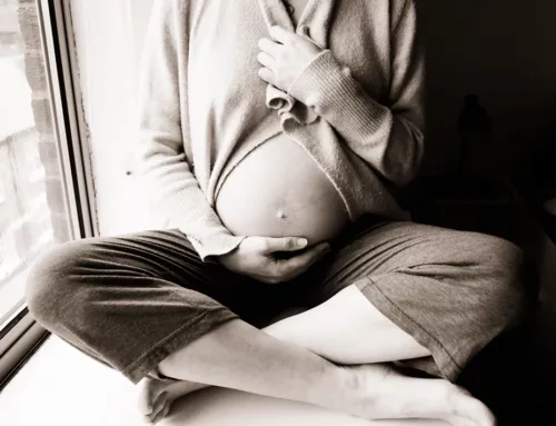 Can I practice yoga in first trimester of pregnancy?